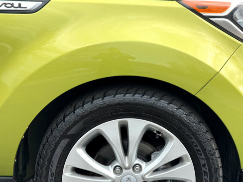 Used 2015 Kia Soul + image 22