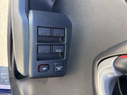 Used 2011 Honda Fit Sport image 18