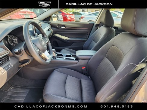 Used 2024 Nissan Altima 2.5 SV image 7