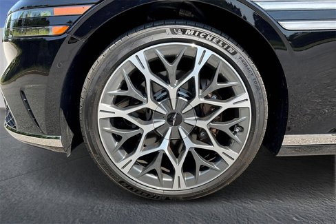 Used 2024 Genesis G90 3.5T image 11
