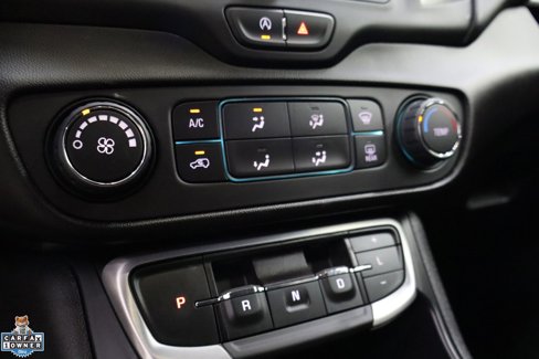Used 2024 GMC Terrain SLE image 21