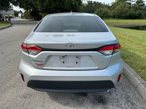 Used 2023 Toyota Corolla LE image 4