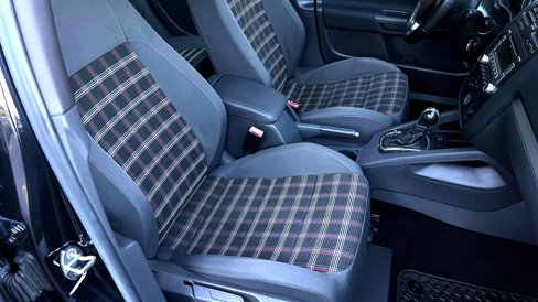 Used 2007 Volkswagen GTI 4-Door image 34