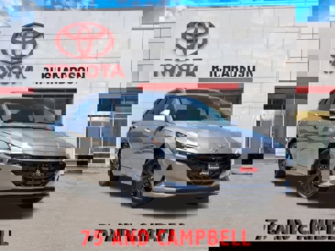 Used 2023 Hyundai Elantra SEL image 1