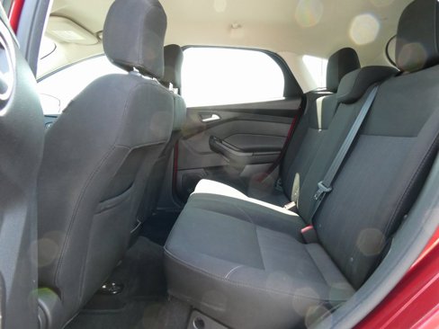 Used 2017 Ford Focus SE image 17