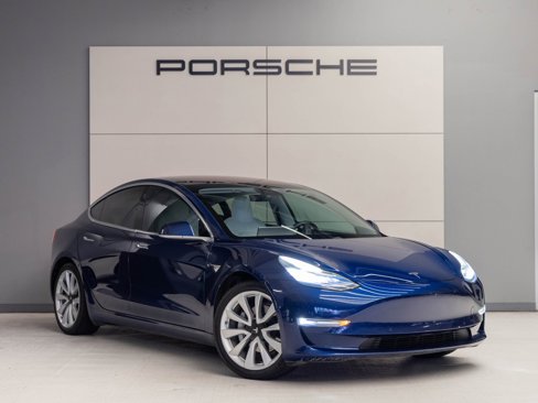 Used 2018 Tesla Model 3 Long Range image 9