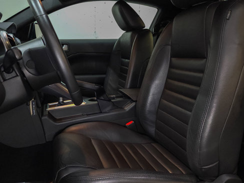 Used 2008 Ford Mustang GT image 37