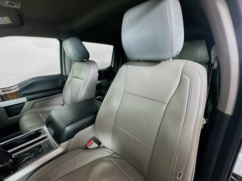 Used 2016 Ford F150 Lariat w/ Equipment Group 502A Luxury image 20
