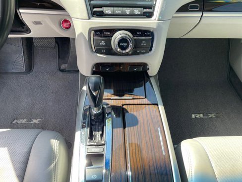 Used 2014 Acura RLX w/ Technology Package image 9