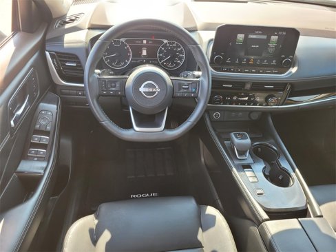 Used 2023 Nissan Rogue SL w/ SL Premium Package image 13