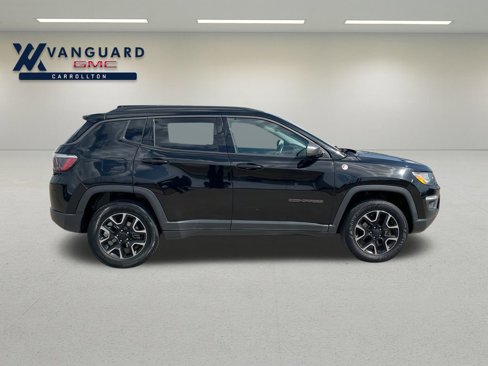 Used 2019 Jeep Compass Trailhawk image 12