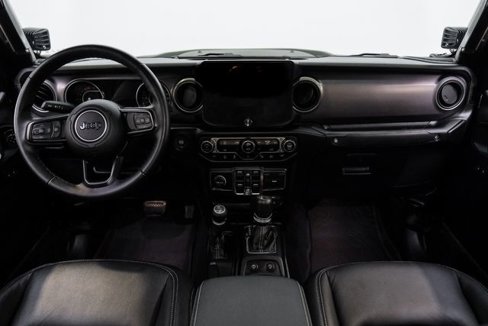 Used 2021 Jeep Gladiator Sport image 9