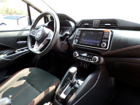 Used 2020 Nissan Versa SR w/ Convenience Package image 18