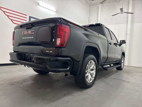 Used 2020 GMC Sierra 1500 SLE w/ SLE Convenience Package image 9