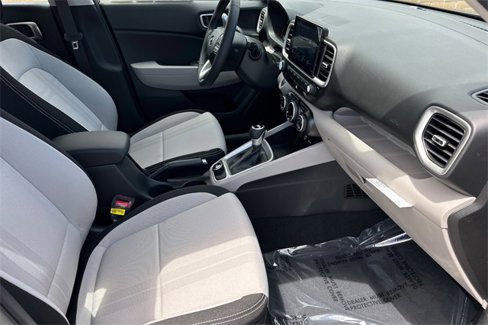 New 2025 Hyundai Venue SEL image 12