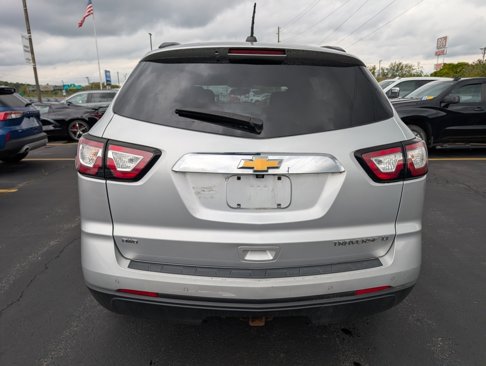 Used 2016 Chevrolet Traverse LT w/ Style and Technology Package image 6