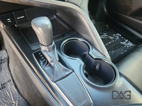 Used 2019 Toyota Camry SE image 31