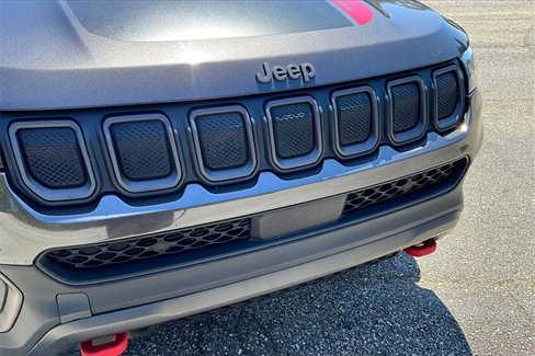 Used 2022 Jeep Compass Trailhawk w/ Trailhawk Elite Group image 29