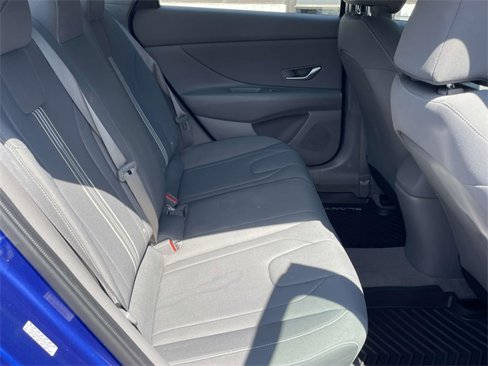 Certified 2023 Hyundai Elantra SEL w/ Convenience Package image 9