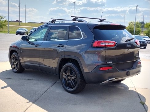 Used 2016 Jeep Cherokee Limited w/ Technology Group image 17
