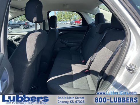 Used 2018 Ford Focus SE image 18
