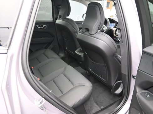 New 2026 Volvo XC60 B5 Core w/ Climate Package image 34