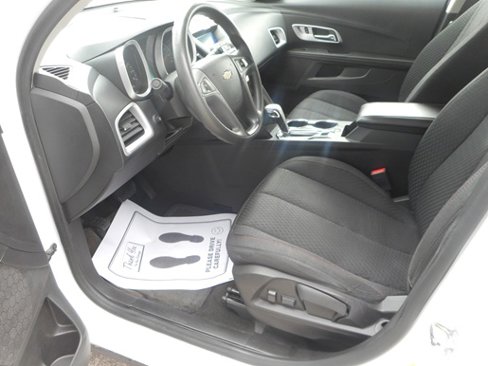 Used 2015 Chevrolet Equinox LS image 9