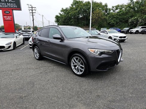 Used 2018 Alfa Romeo Stelvio Ti Sport image 23
