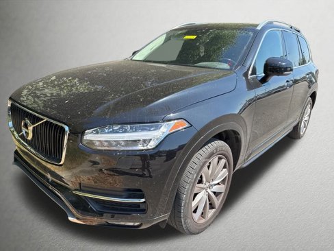 Used 2017 Volvo XC90 T6 Momentum w/ Vision Package image 7