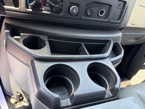 Used 2009 Ford E-250 and Econoline 250 image 9