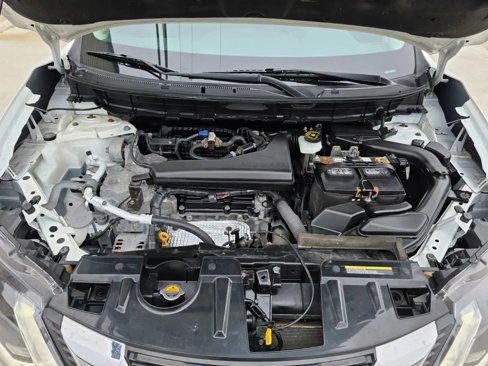 Used 2020 Nissan Rogue SV image 14