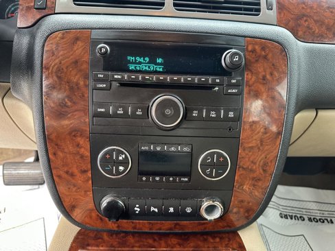 Used 2008 Chevrolet Avalanche LTZ image 30