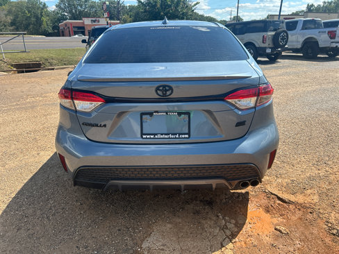 Used 2021 Toyota Corolla SE w/ SE Premium Package image 3