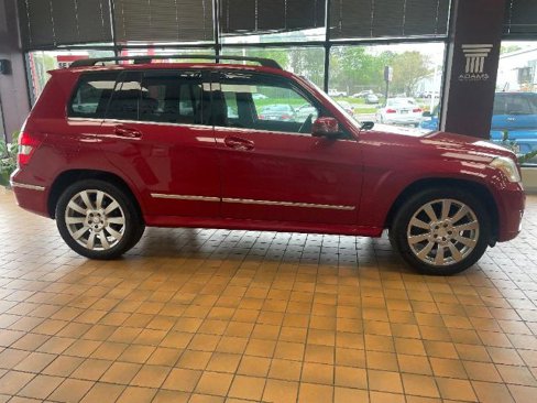 Used 2011 Mercedes-Benz GLK 350 4MATIC image 9
