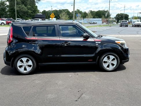 Used 2016 Kia Soul image 4