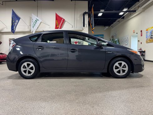 Used 2012 Toyota Prius Three image 4