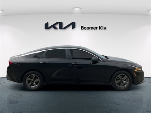 Used 2022 Kia K5 LX image 4