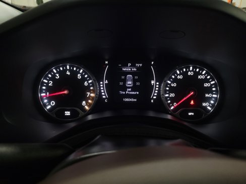 Used 2015 Jeep Renegade Latitude image 23