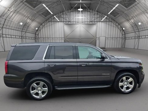 Used 2018 Chevrolet Tahoe LS w/ All-Season Package image 5