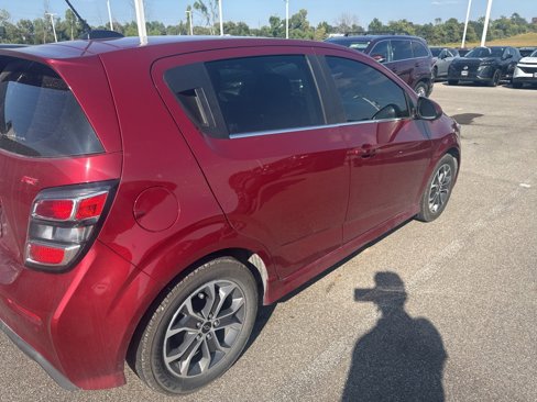 Used 2019 Chevrolet Sonic LT w/ Convenience Package image 4