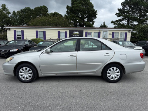 Used 2005 Toyota Camry LE image 8