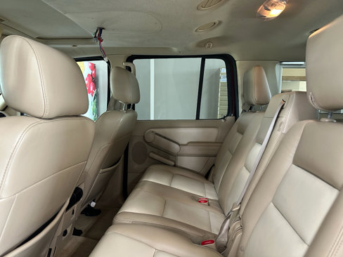 Used 2006 Ford Explorer Limited image 8
