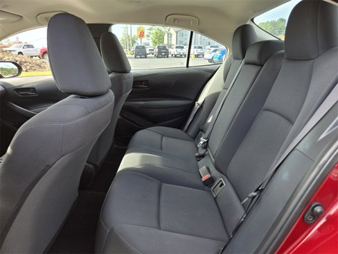 Used 2024 Toyota Corolla LE image 12
