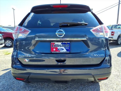 Used 2016 Nissan Rogue SV w/ SV Premium Package image 5