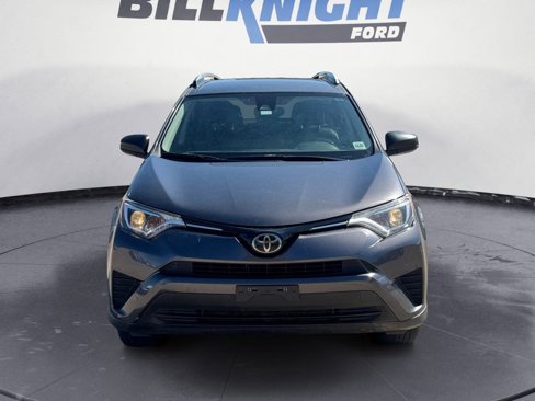 Used 2017 Toyota RAV4 LE image 8
