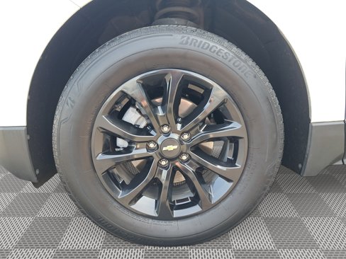 Used 2021 Chevrolet Equinox LS image 10