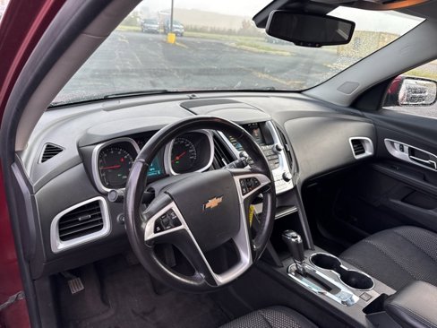Used 2016 Chevrolet Equinox LT w/ Convenience Package image 8