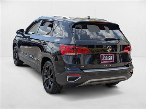 Used 2022 Volkswagen Taos SE w/ Driver Assistance Package image 7