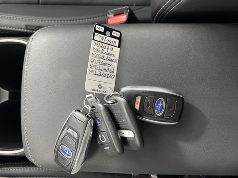 Used 2020 Subaru Outback Limited w/ Popular Package #2 image 26
