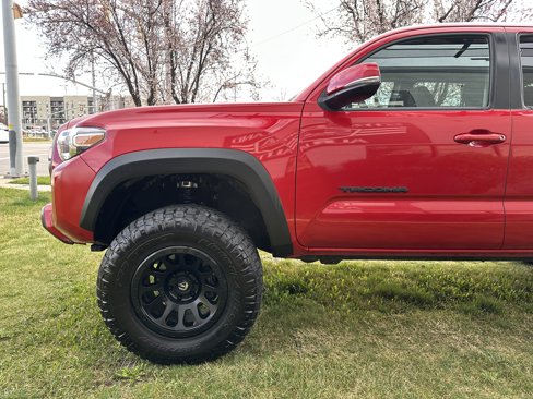 Used 2022 Toyota Tacoma SR5 image 9